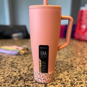 Guava 40oz Brumate with matching boot